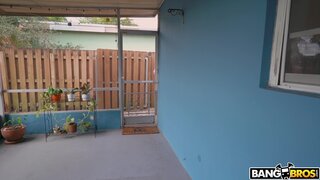 Bangbros Clips - Tiny Robber - 03/01/2022