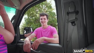 Bang Bus - Slimthick Vic Reverse Bus! - 11/02/2022