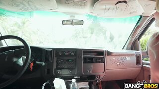 Bang Bus - Slimthick Vic Reverse Bus! - 11/02/2022