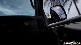 Bang Bus - Kelsey Loves Roses And BBC's - 08/30/2023