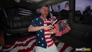 Bang Bus - Melztube Loves America - 07/03/2024