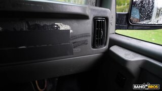 Bang Bus - Oh Isabella She Going - 04/30/2025